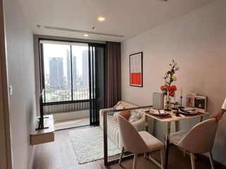 À louer studio condo à Khlong Toei, Bangkok