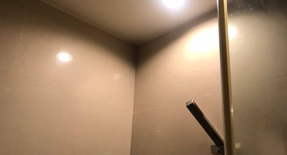 For sale 1 bed condo in Yan Nawa, Bangkok