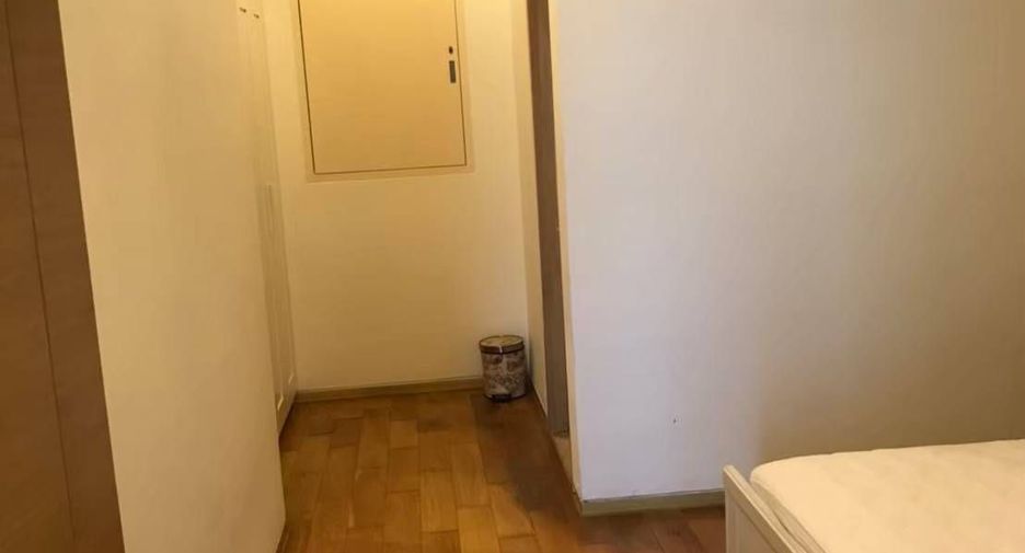 For sale 1 bed condo in Yan Nawa, Bangkok