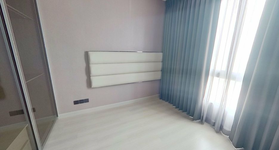 For sale 2 bedrooms condo in Phaya Thai, Bangkok