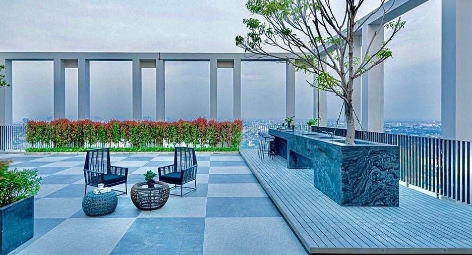 For rent 1 bed condo in Phra Khanong, Bangkok