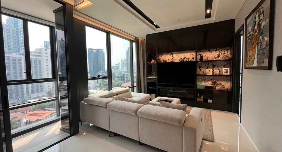 À louer 2 chambres condo à Watthana, Bangkok