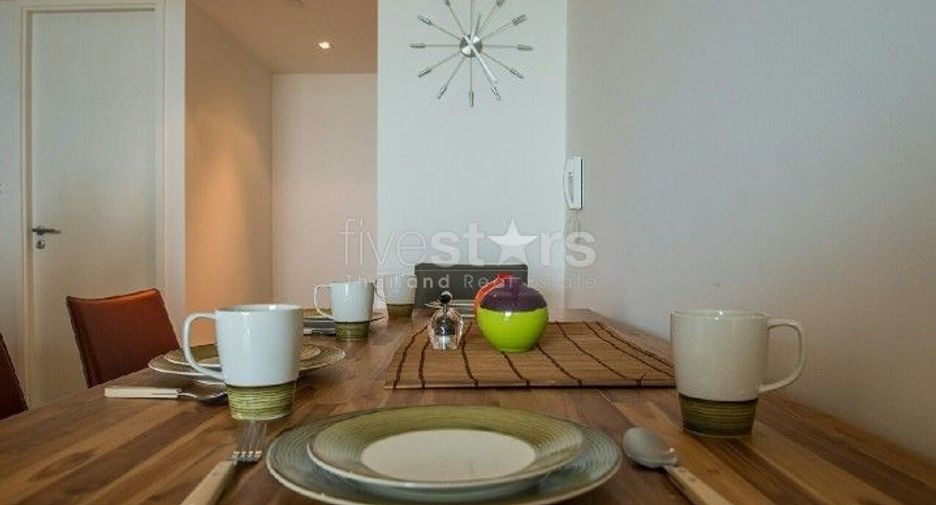 For rent 2 ベッドルーム condo in Yan Nawa, Bangkok