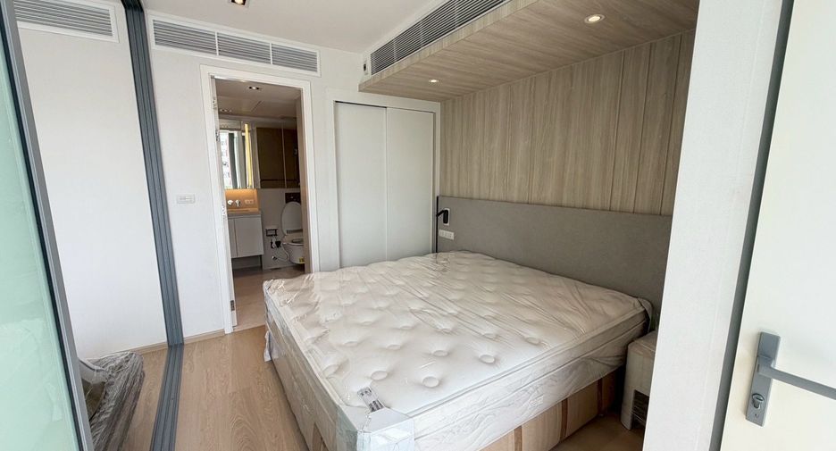 For rent 1 bed condo in Watthana, Bangkok