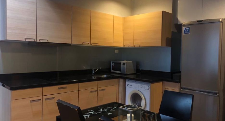For rent 1 bed condo in Pathum Wan, Bangkok