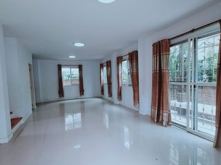 For sale 3 ベッドルーム house in Bang Phli, Samut Prakan