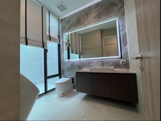 For rent 4 bedrooms house in Taling Chan, Bangkok