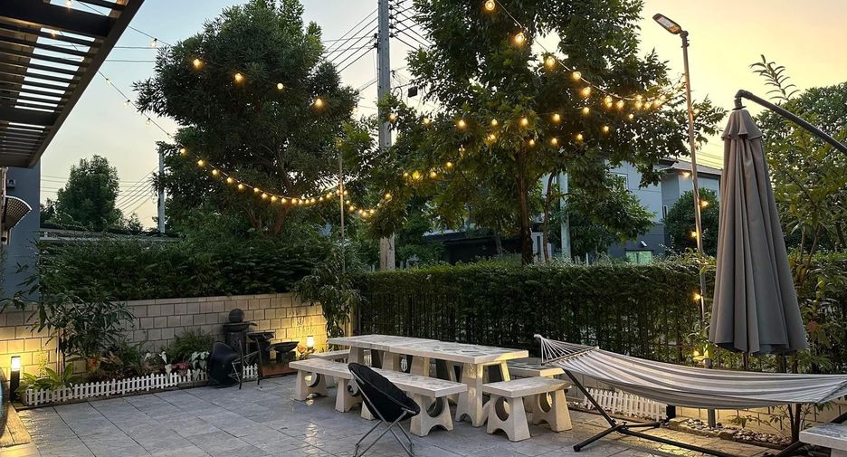 For rent 4 bedrooms house in Prawet, Bangkok