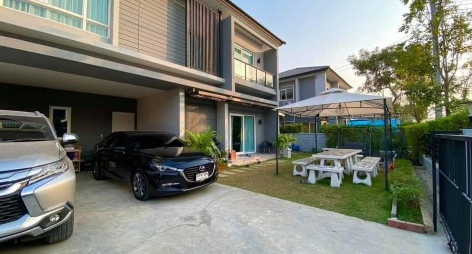 For rent 4 bedrooms house in Prawet, Bangkok
