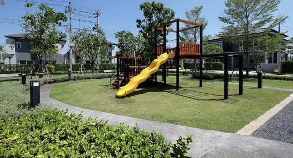 For rent 4 bedrooms house in Prawet, Bangkok