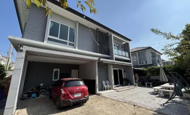 For rent 4 bedrooms house in Prawet, Bangkok