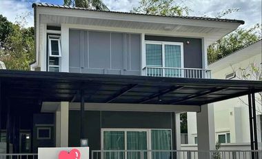 Casa en alquiler de 3 habitaciones en Mueang Phuket, Phuket
