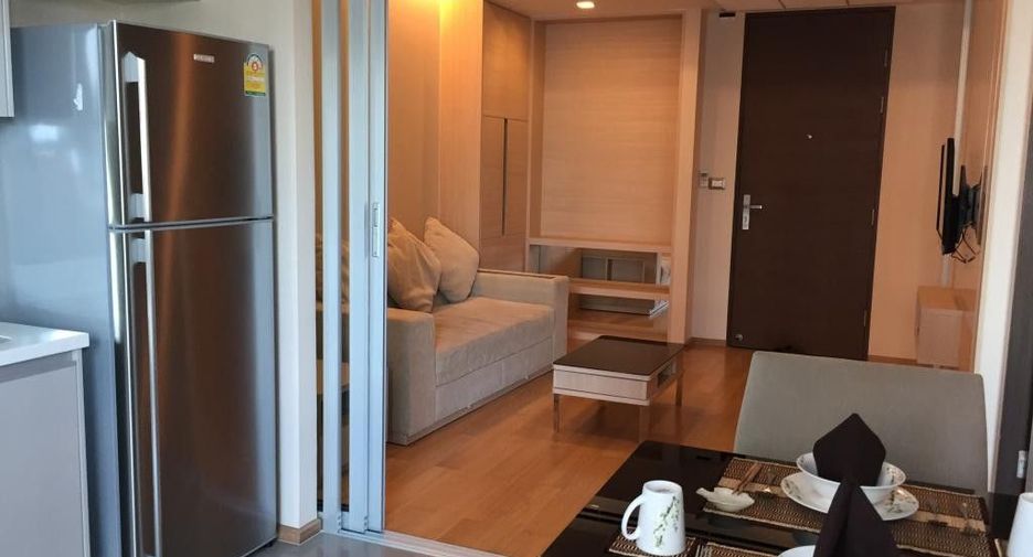 For rent 1 bed condo in Watthana, Bangkok