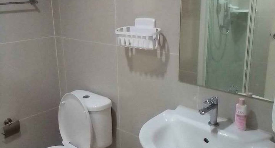 For rent 2 bedrooms condo in Bang Na, Bangkok