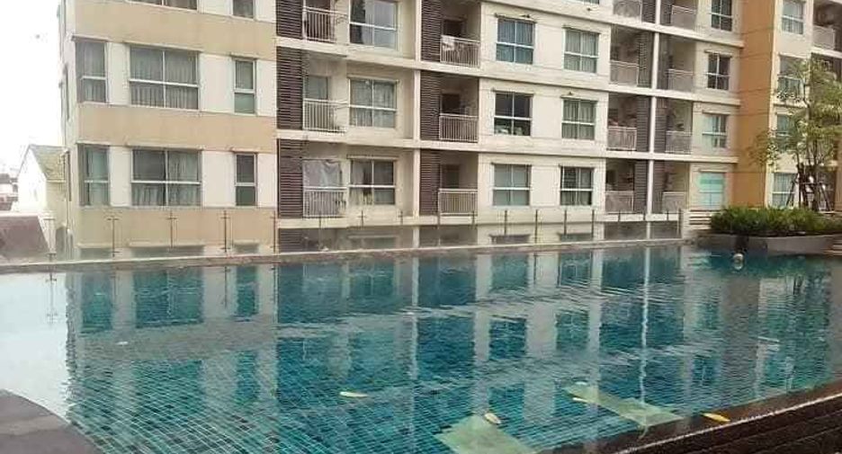 For rent 2 bedrooms condo in Bang Na, Bangkok