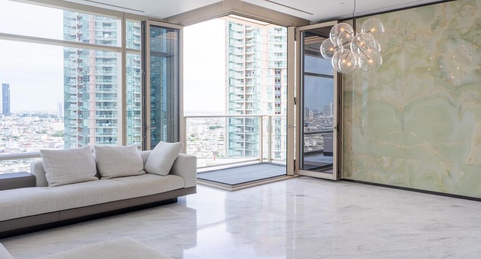 For sale 3 bedrooms condo in Bang Kho Laem, Bangkok