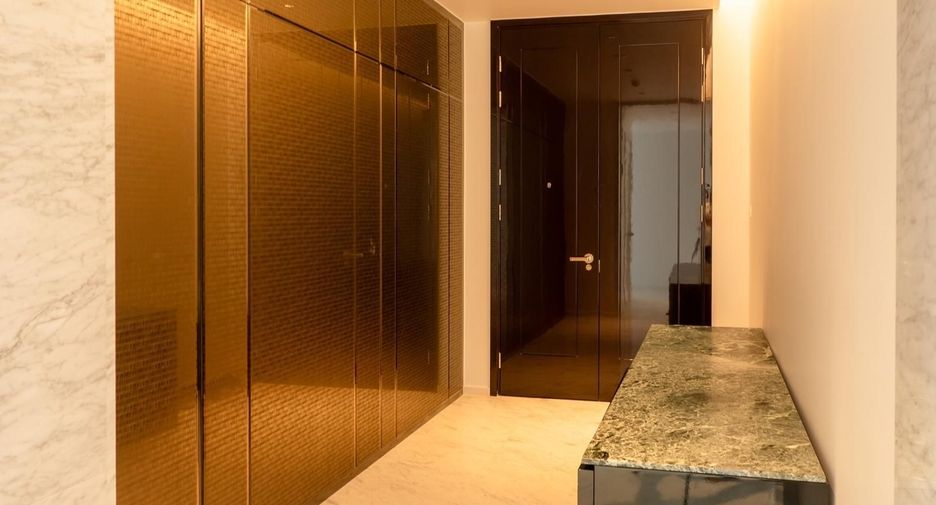 For sale 3 bedrooms condo in Bang Kho Laem, Bangkok