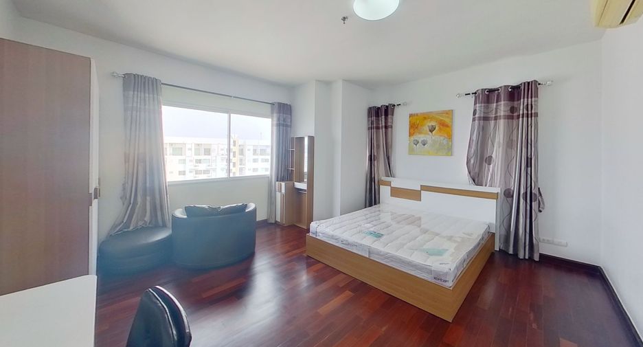 For sale 3 ベッドルーム condo in Chatuchak, Bangkok