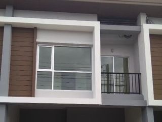 For sale 3 bedrooms townhouse in Bang Khun Thian, Bangkok