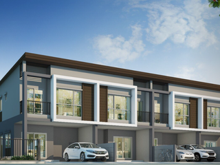 For sale 3 bedrooms townhouse in Bang Khun Thian, Bangkok