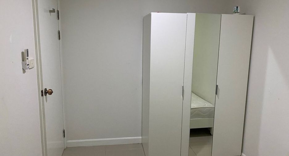 For sale 2 bedrooms condo in Yan Nawa, Bangkok