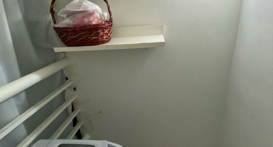 For sale 2 bedrooms condo in Yan Nawa, Bangkok