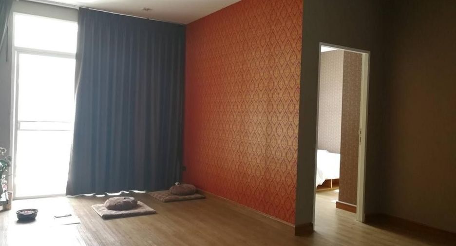 For sale 5 bedrooms house in Khlong Sam Wa, Bangkok