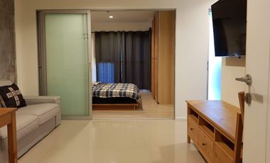For sale 1 bed condo in Khlong Toei, Bangkok