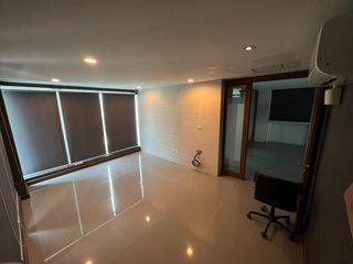 出售 和 出租 6 卧室 联排别墅 在 Bang Phli, Samut Prakan