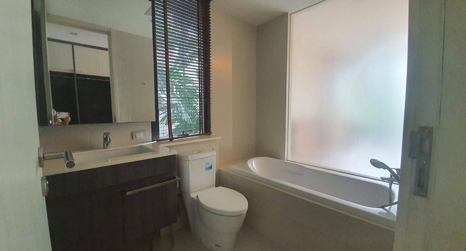 For sale 2 bedrooms condo in Watthana, Bangkok