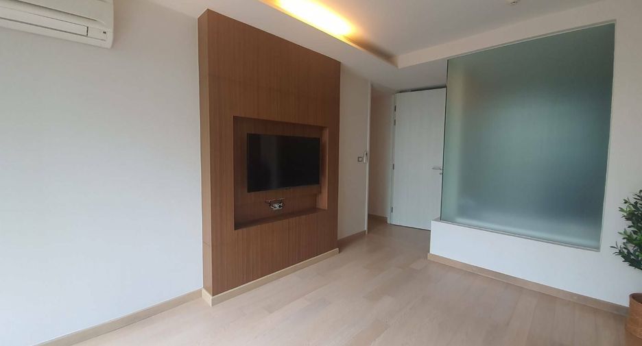 For sale 2 bedrooms condo in Watthana, Bangkok