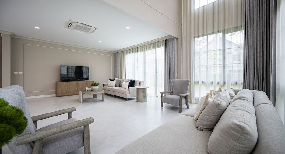 For rent 5 bedrooms house in Saphan Sung, Bangkok