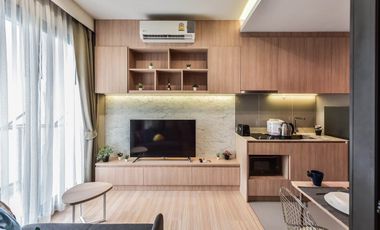 For rent 1 bed condo in Phaya Thai, Bangkok