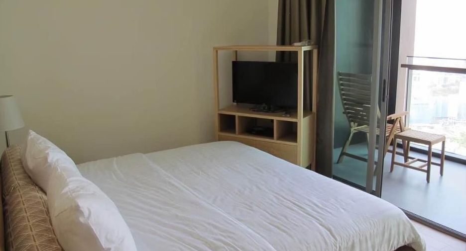 For rent 1 bed condo in Yan Nawa, Bangkok