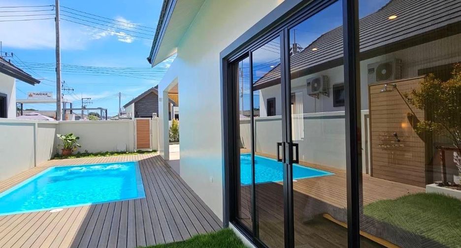 For rent 3 bedrooms villa in Mueang Phuket, Phuket