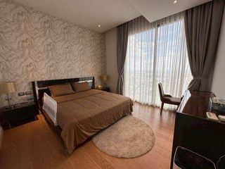 For rent 4 ベッドルーム condo in Khlong San, Bangkok