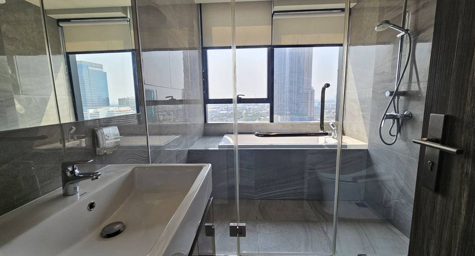 For rent 1 bed condo in Khlong Toei, Bangkok