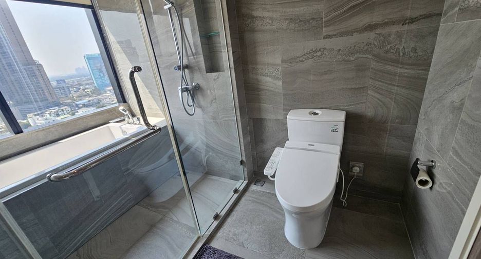 For rent 1 bed condo in Khlong Toei, Bangkok