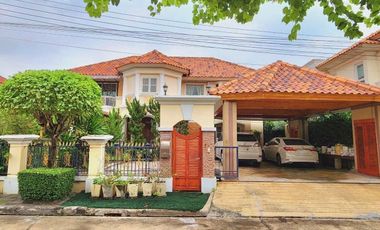 À vendre 5 chambres maison à Taling Chan, Bangkok