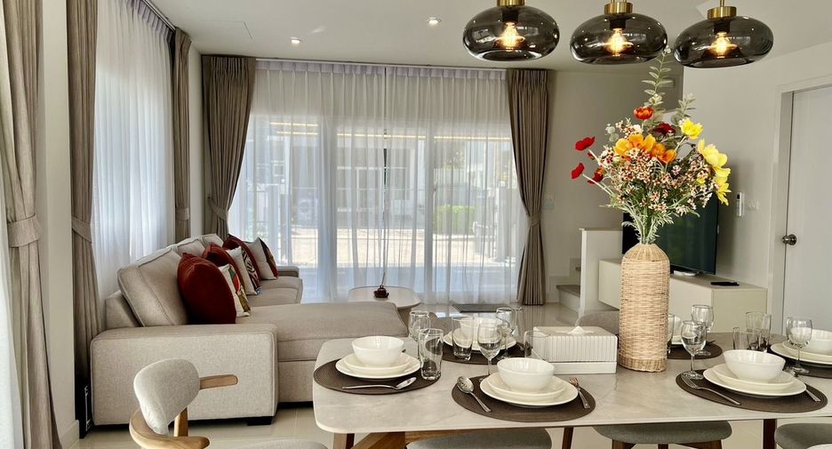 For rent 3 bedrooms house in Mueang Phuket, Phuket