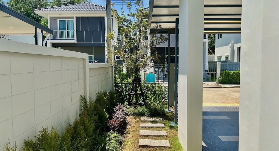 For rent 3 bedrooms house in Mueang Phuket, Phuket
