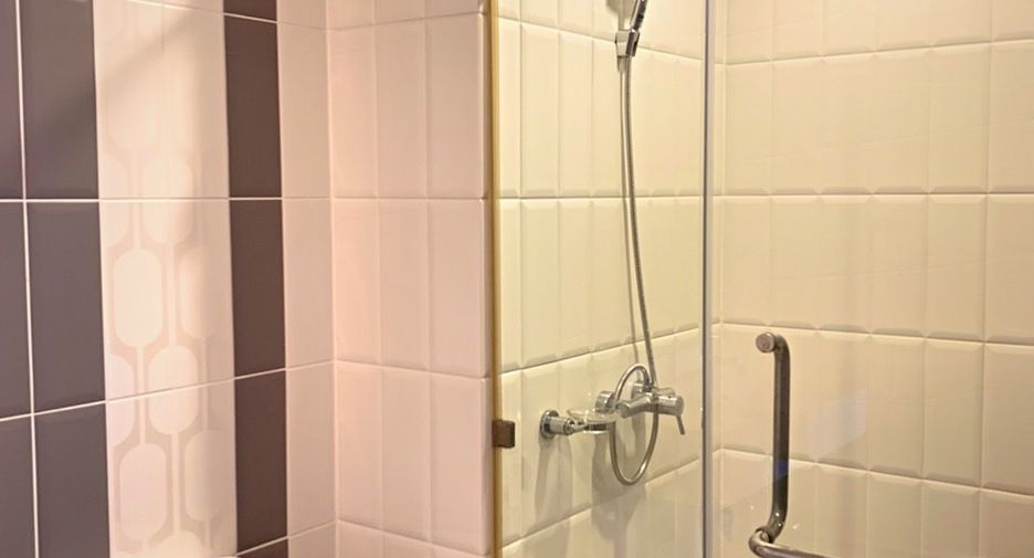 For sale 1 bed condo in Watthana, Bangkok