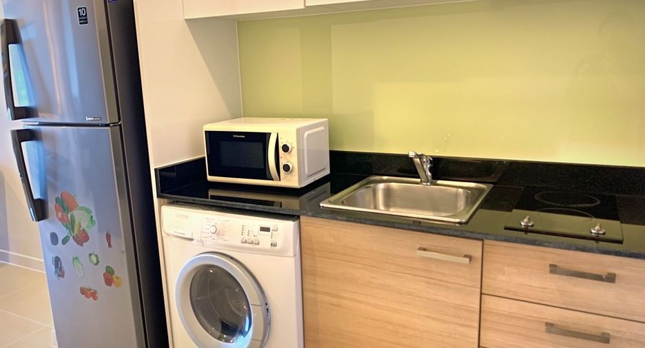 For sale 1 bed condo in Watthana, Bangkok