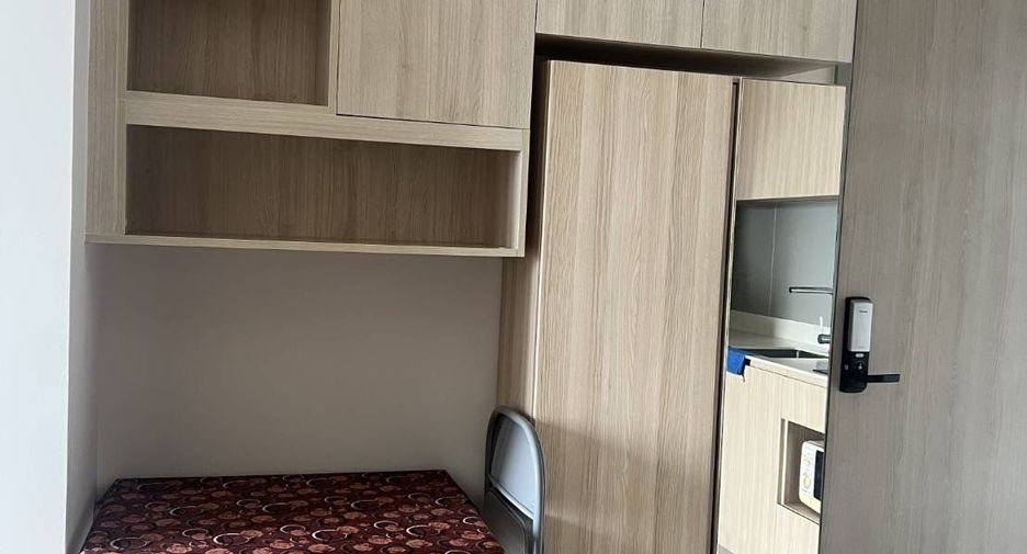 For sale 2 bedrooms condo in Phaya Thai, Bangkok