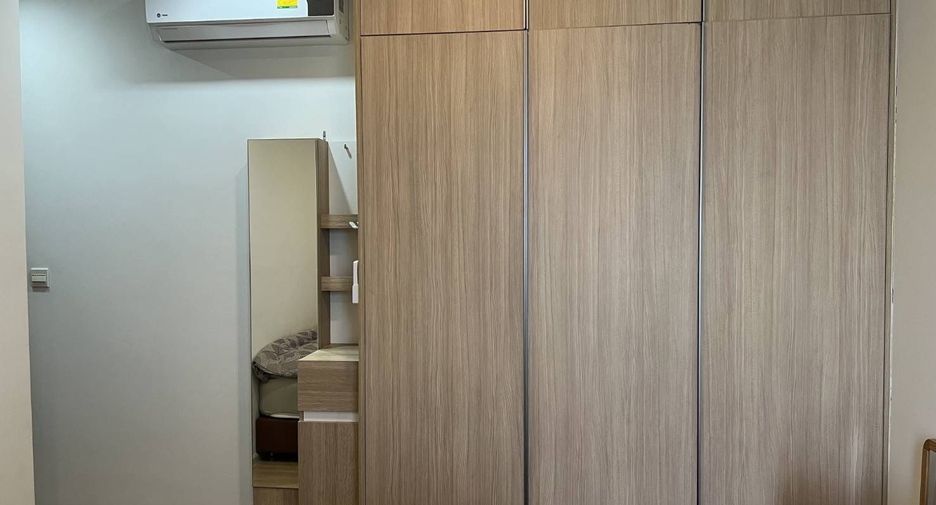 For sale 2 bedrooms condo in Phaya Thai, Bangkok