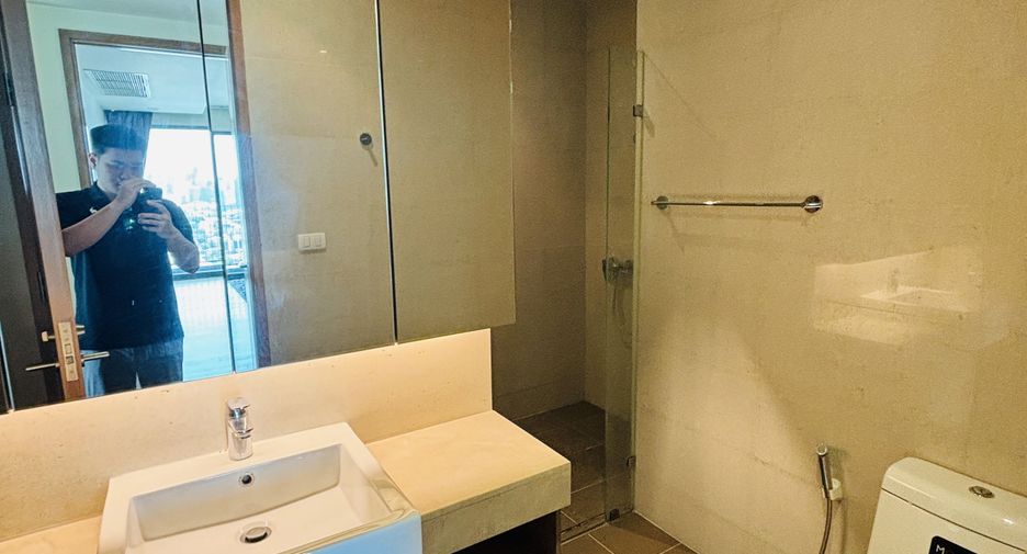 Condo en alquiler de 2 habitaciones en Yan Nawa, Bangkok