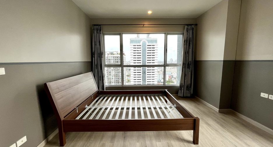 For sale 1 bed condo in Khlong San, Bangkok