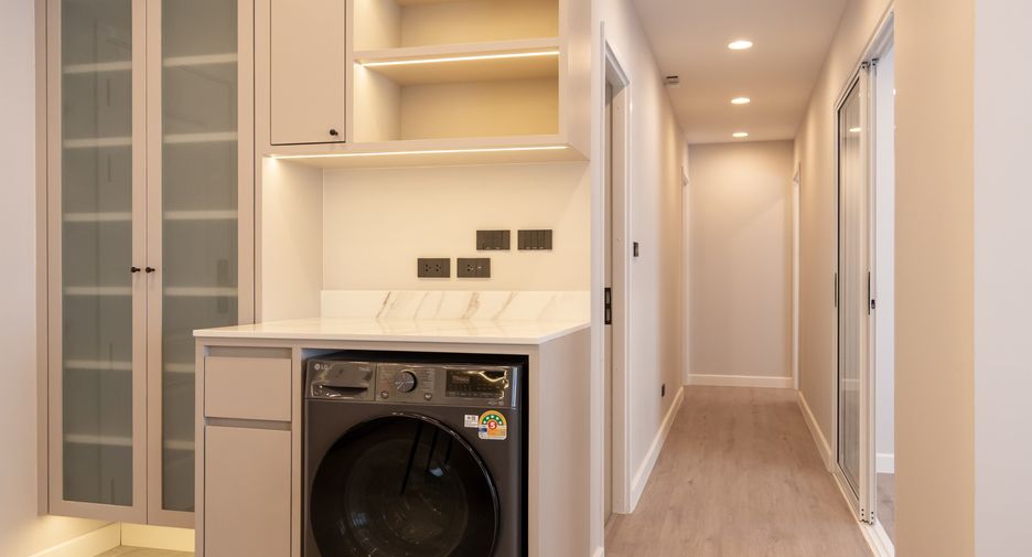Apartment zur Miete mit 2 Zimmer in Khlong Toei, Bangkok