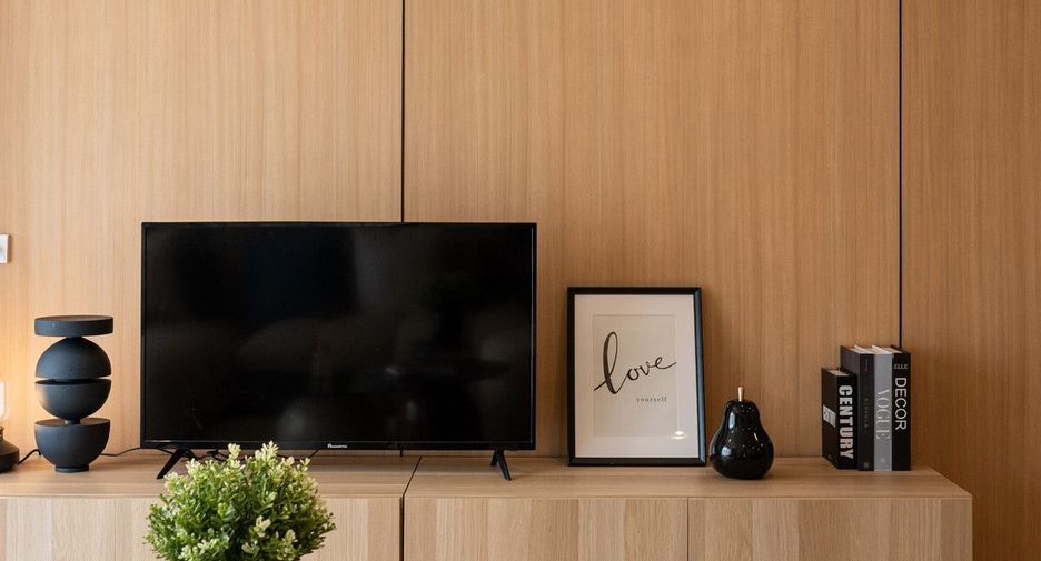 For sale 3 bedrooms condo in Yan Nawa, Bangkok