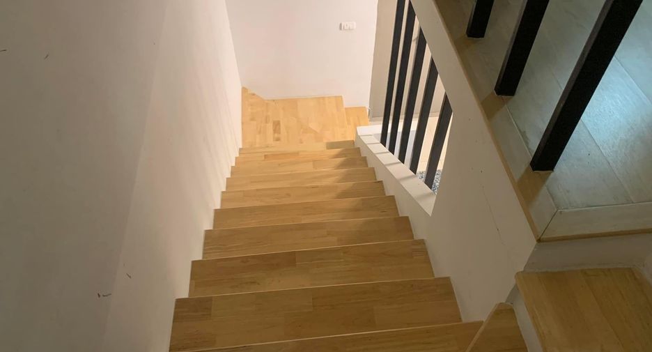For sale そして for rent 3 ベッドルーム townhouse in Lat Phrao, Bangkok